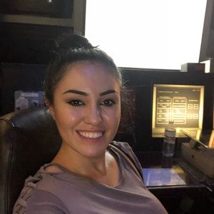 Meet your Posher, Nora